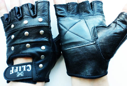 картинка Перчатки кожаные без пальцев от магазина BatBoots